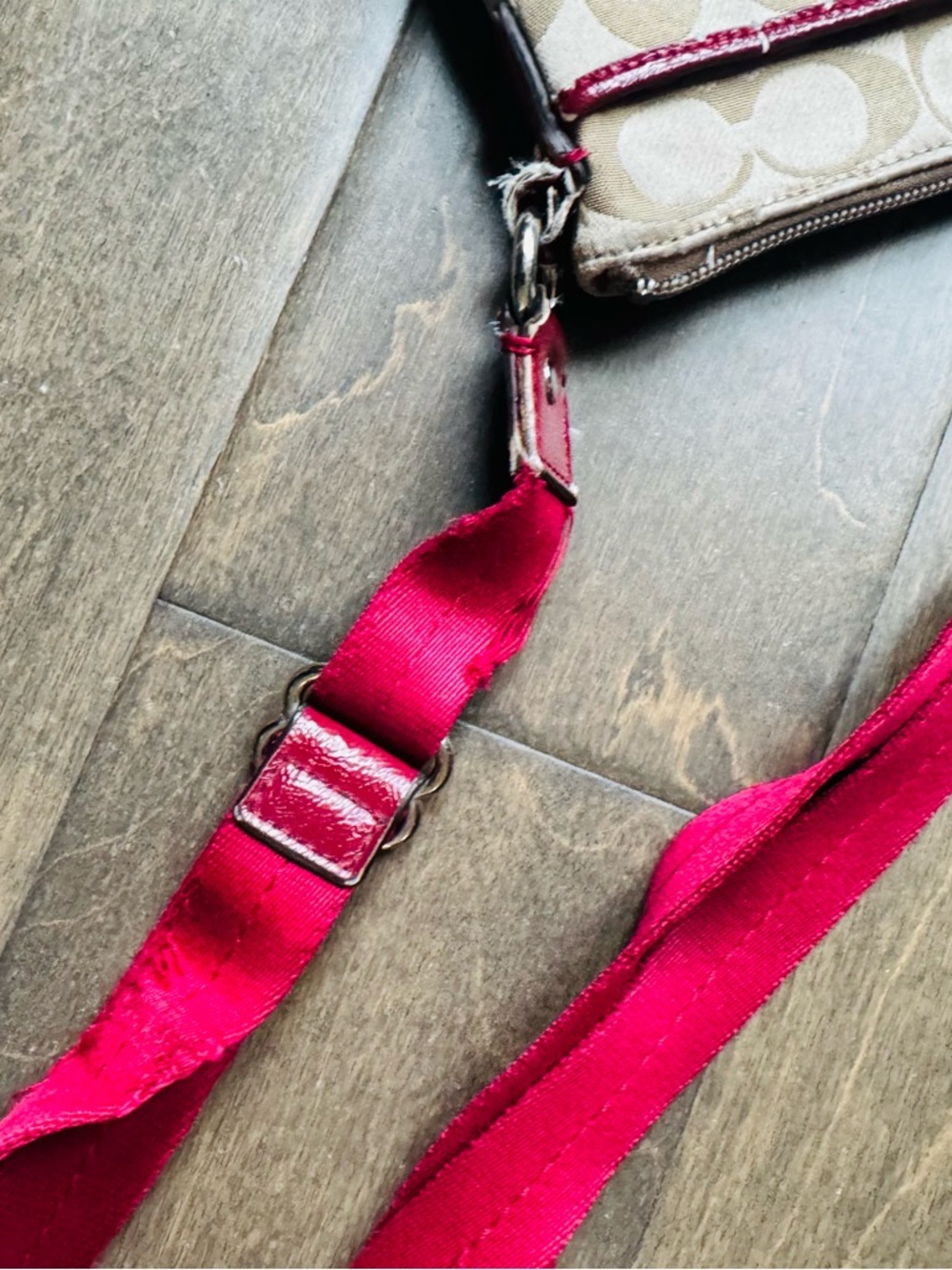 Coach Beige Signature Canvas Crossbody with Red Trim and Strap - Picture 10 of 14